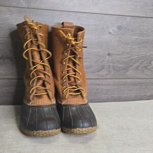 L.L. Bean Unisex Duck Boots size M6 L 8